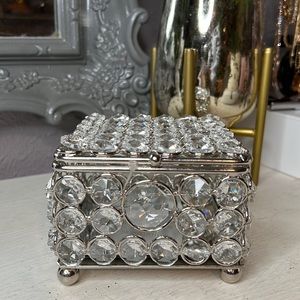 Silver color jewelry box